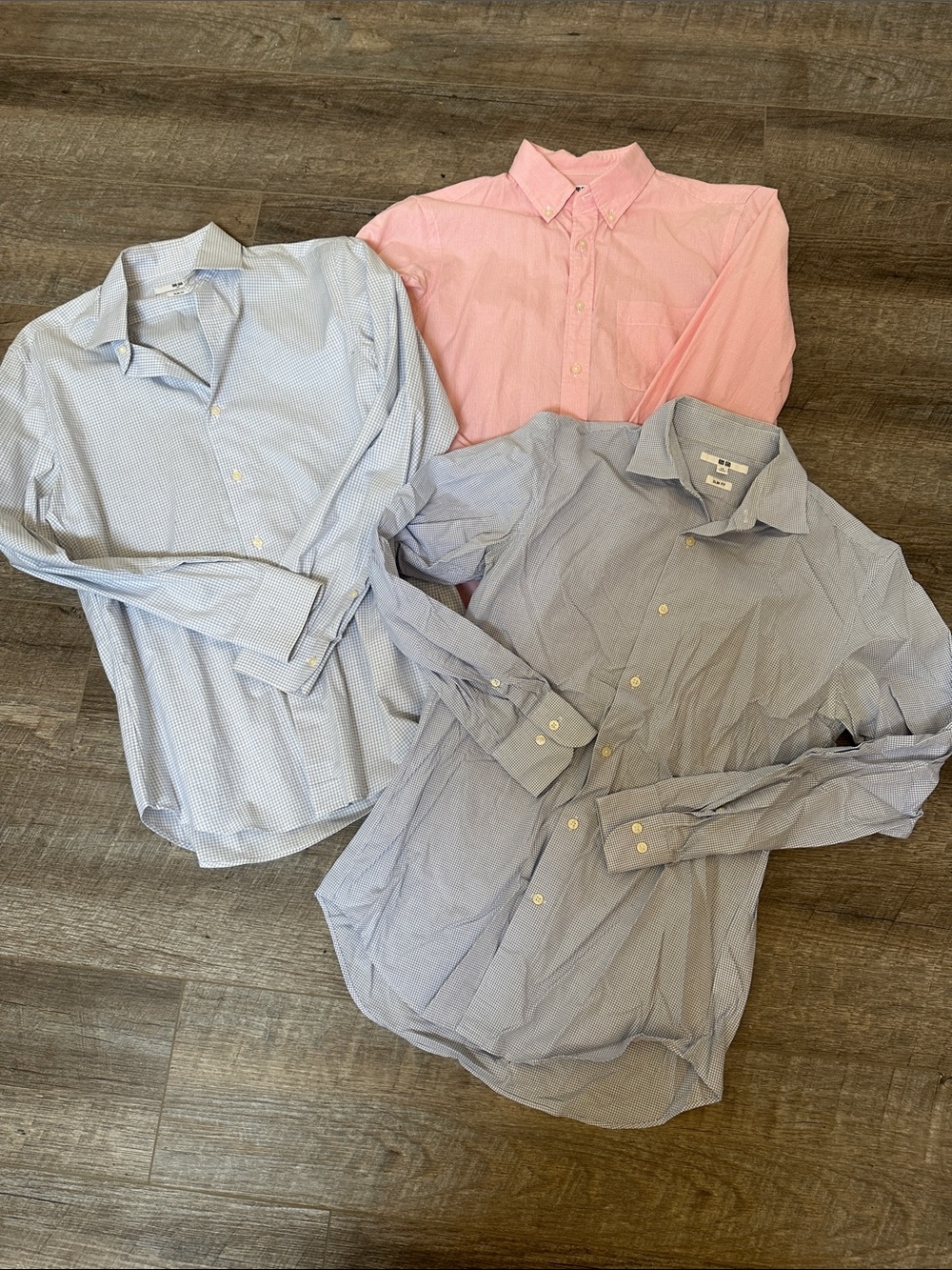 Classic Uniqlo Men's Button-Down Shirt - 2 Light Blue and 1 Pink XS